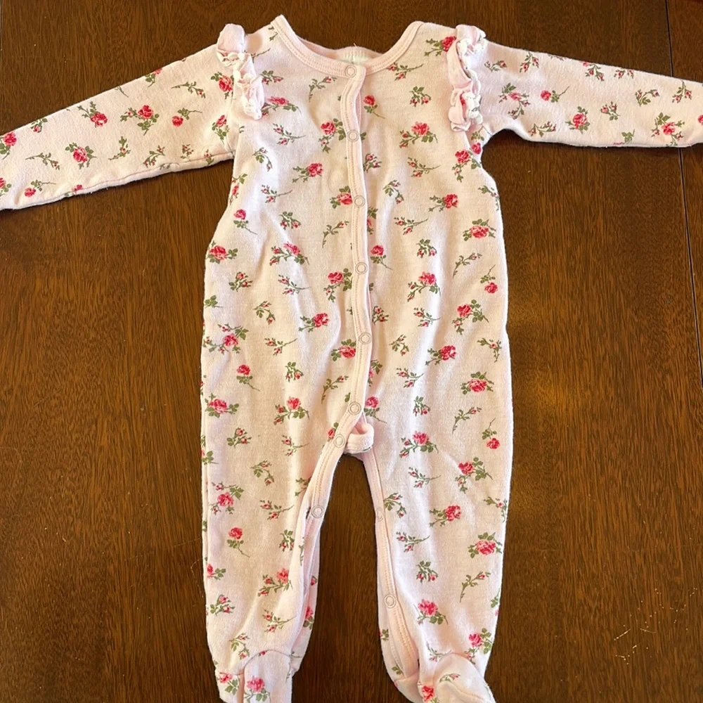 NB, 6-9 mths, 12-18 mths, 3T sleepers for girl family 4 lot bundle - Picture 4 of 9